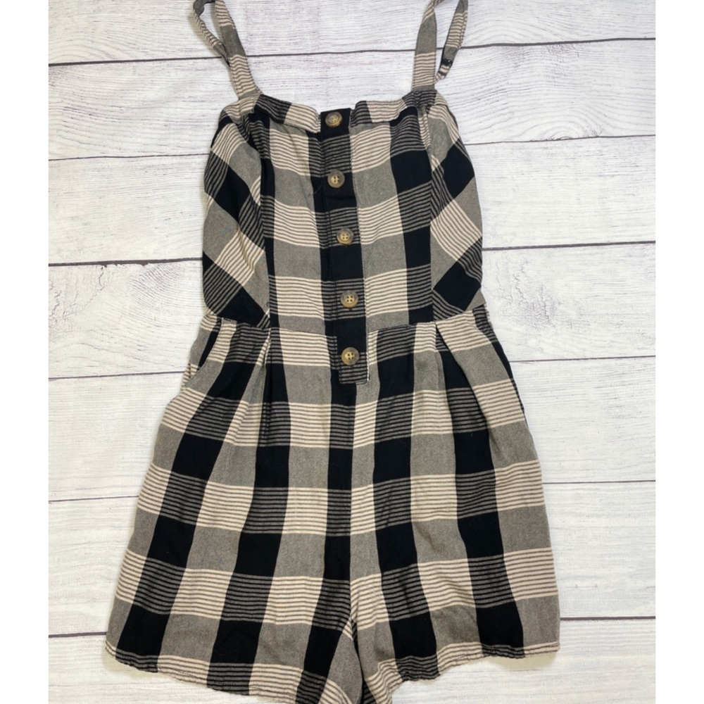 Hollister Romper Size Small